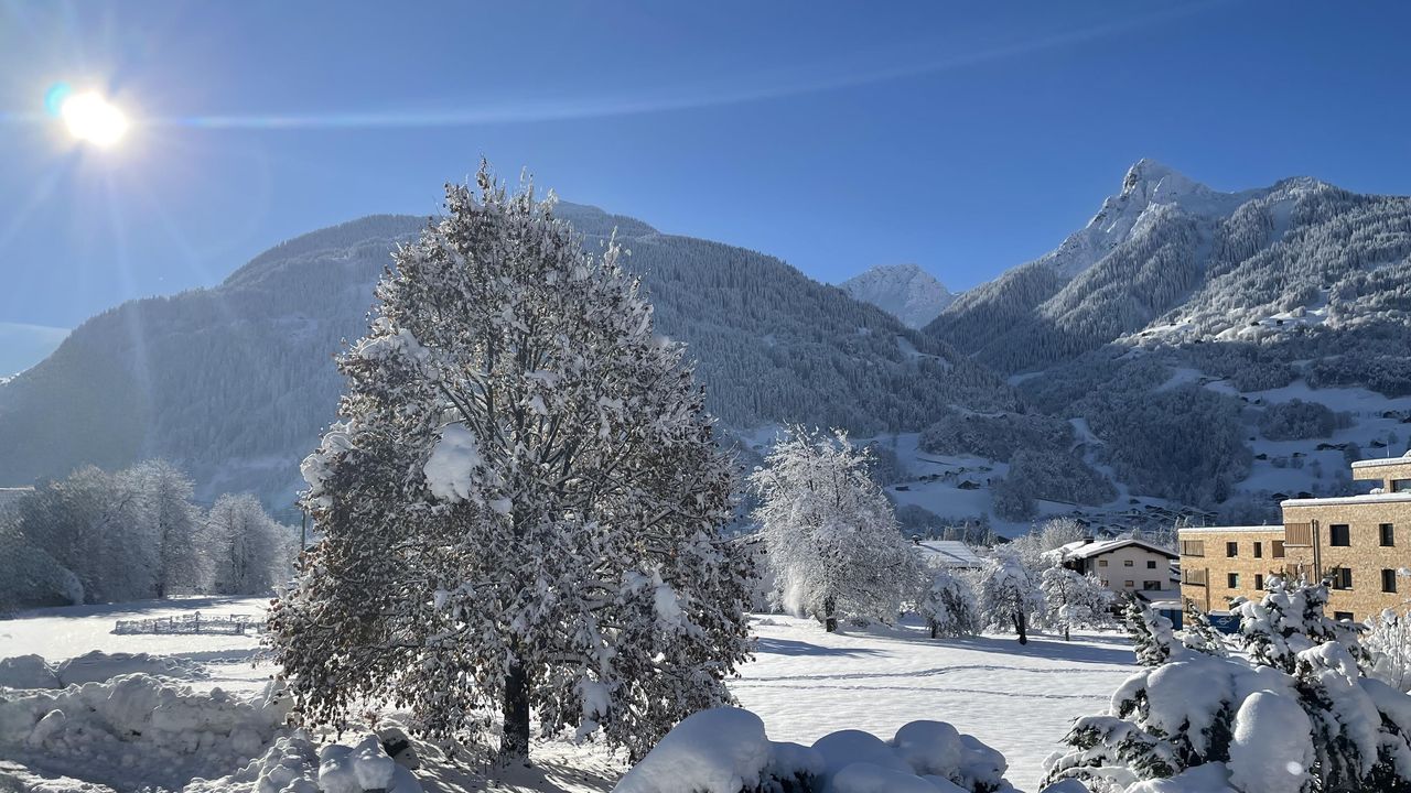Grandioser Blick auf die umliegende Bergwelt Grandioser Blick auf die umliegende Bergwelt